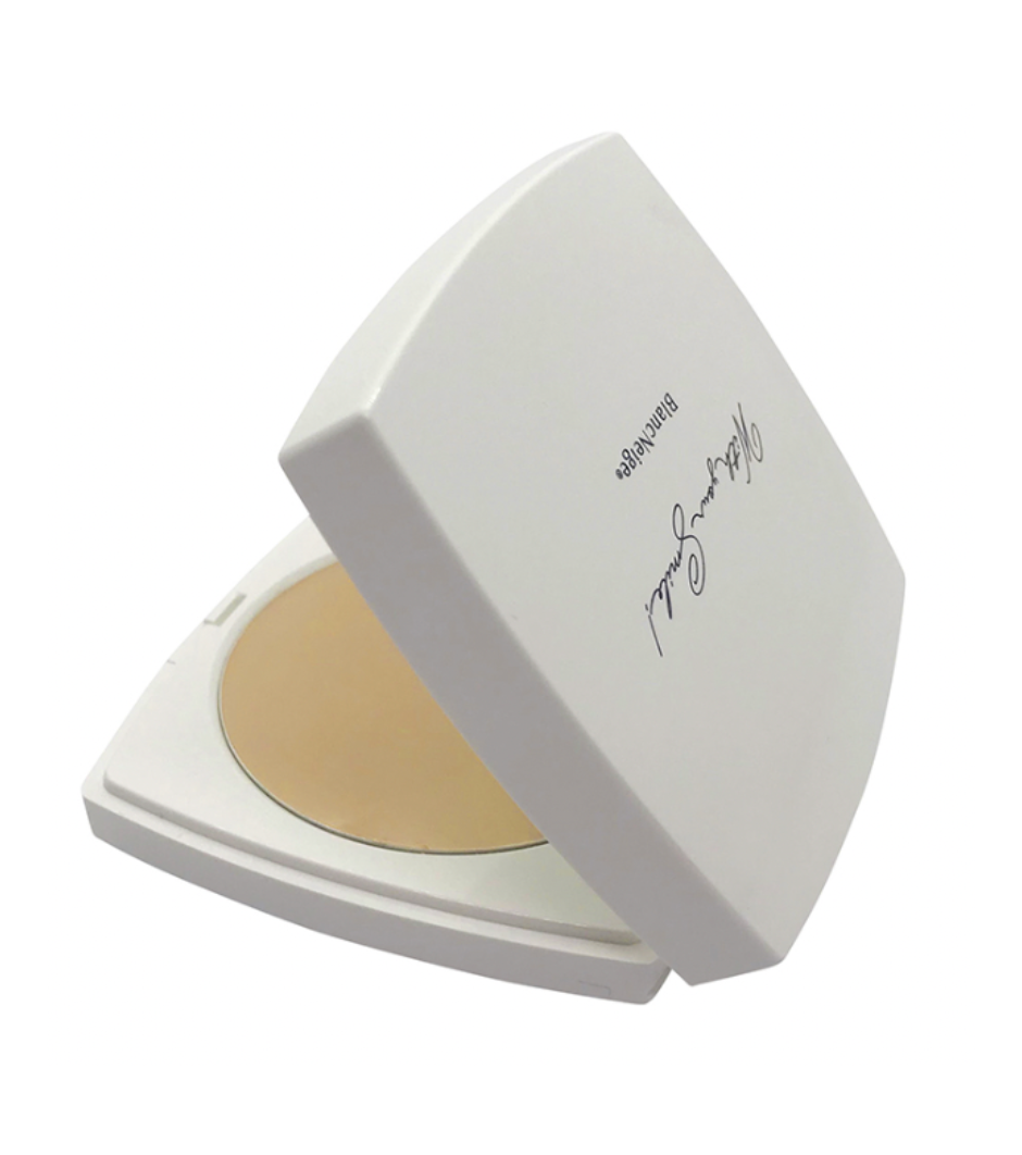 Compact skin-tone foundation powder from Blancskincare's SERENIUX SERIES, designed for a natural, healthy complexion.